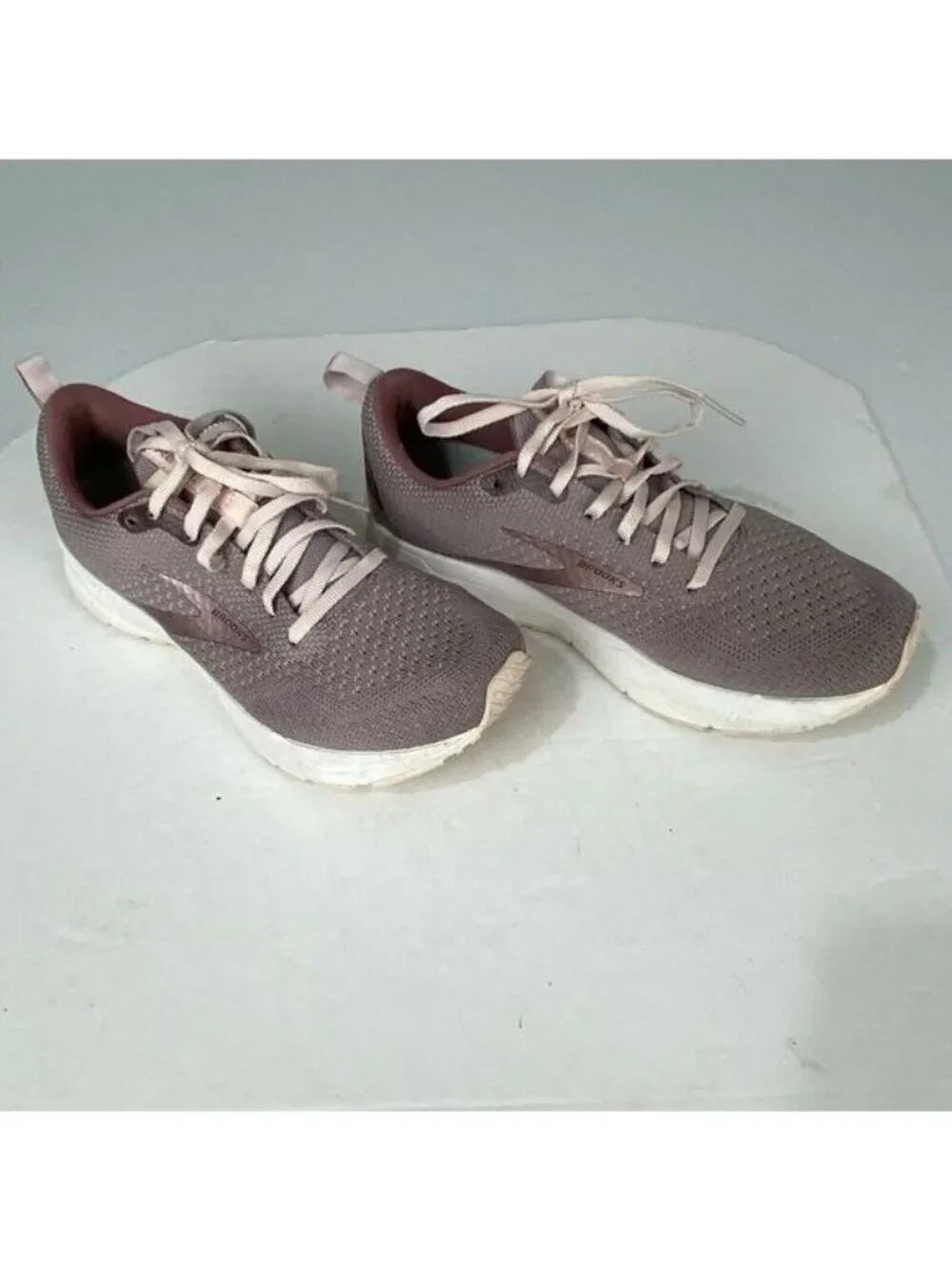 Brooks Revel 4 Women's Size 7.5 B (Medium) Running Shoes Primrose 1203371B286
